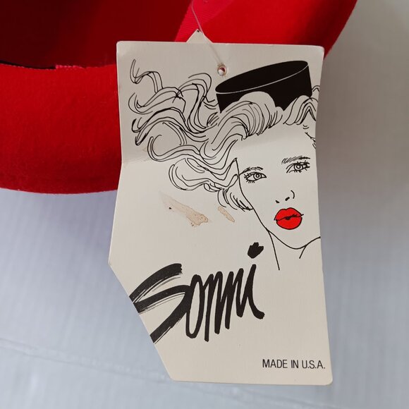 Vintage 1980s Sonni Women\'s Red Wool Cloche Hat With Fabric Rose Detail main image 9